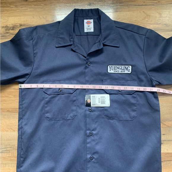 🍺Yuengling Graphic PrintX Dickies Shortsleeved Work-shirt NWT Size-M Navy-White - Picture 16 of 16